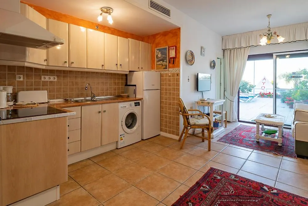 Apartamento Nerja 1ª linea de Playa de Burriana , terraza grande al mar 0*,  España